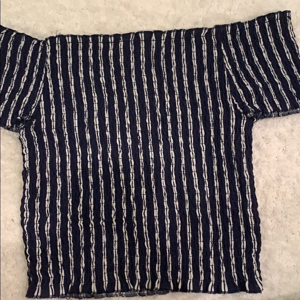 Pacsun off the shoulder top size small!